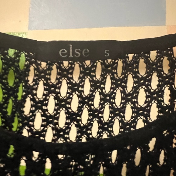 Fishnet bra top - Picture 2 of 6